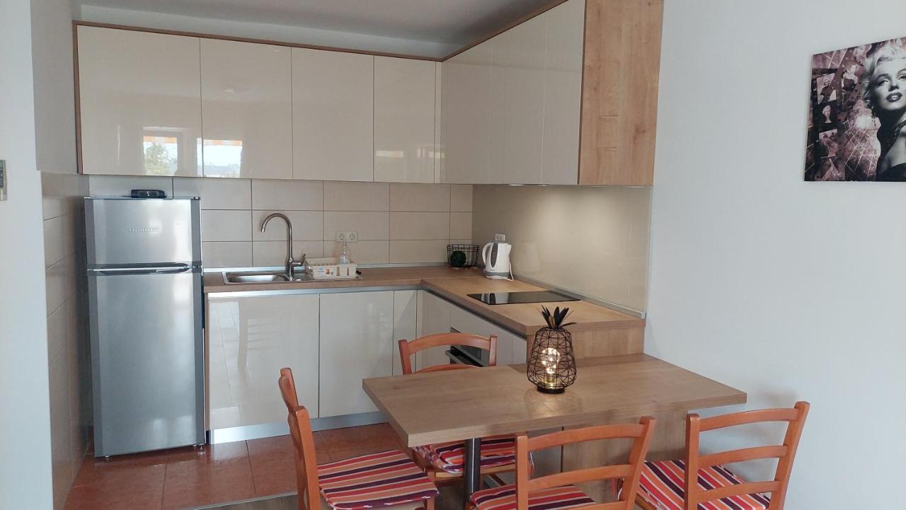 Apartments Nikola Caska Novalja Eksteriør bilde