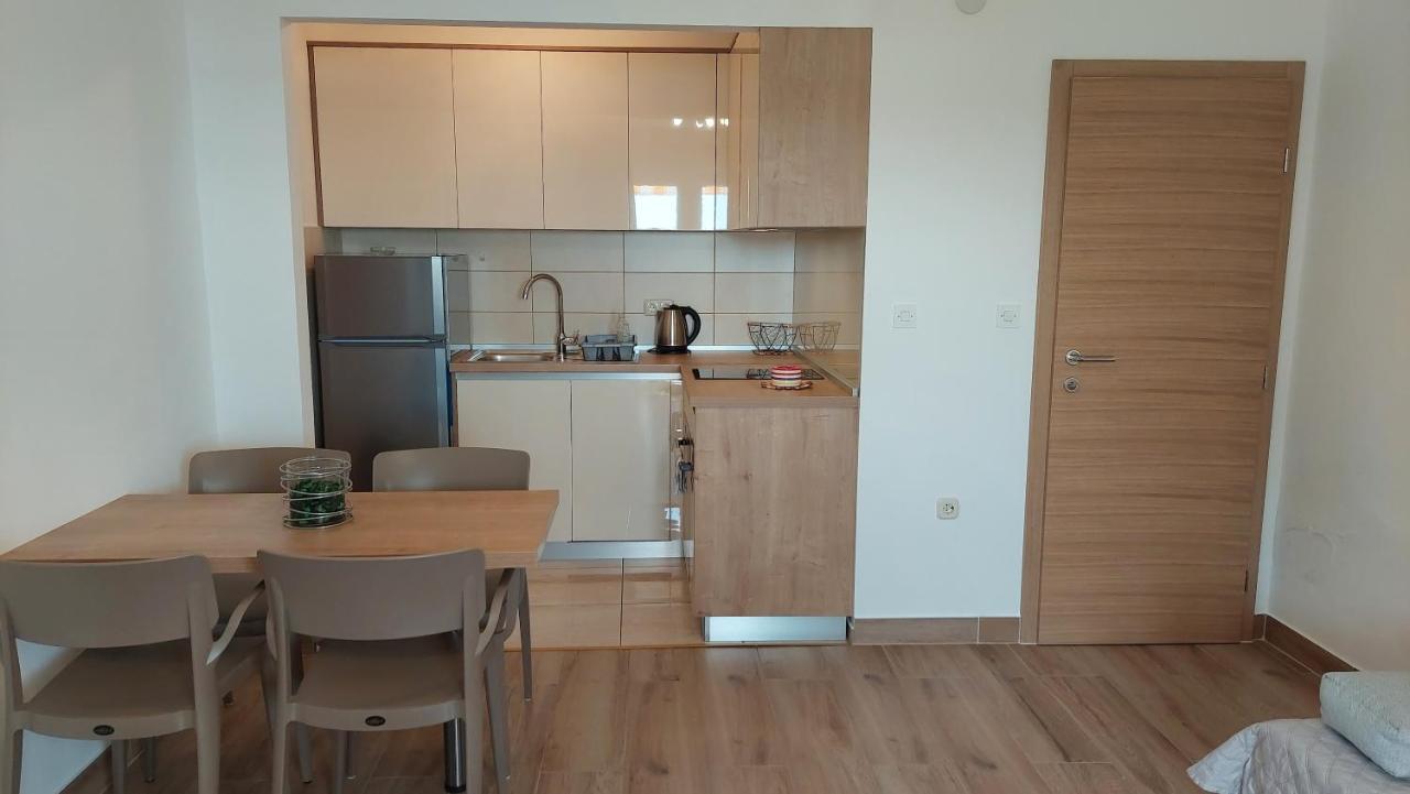 Apartments Nikola Caska Novalja Eksteriør bilde