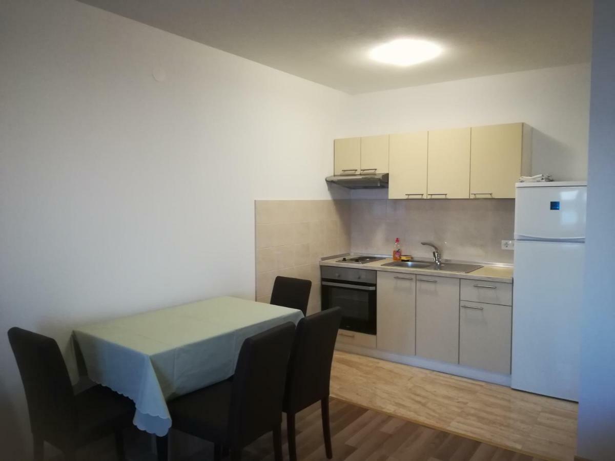 Apartments Nikola Caska Novalja Eksteriør bilde