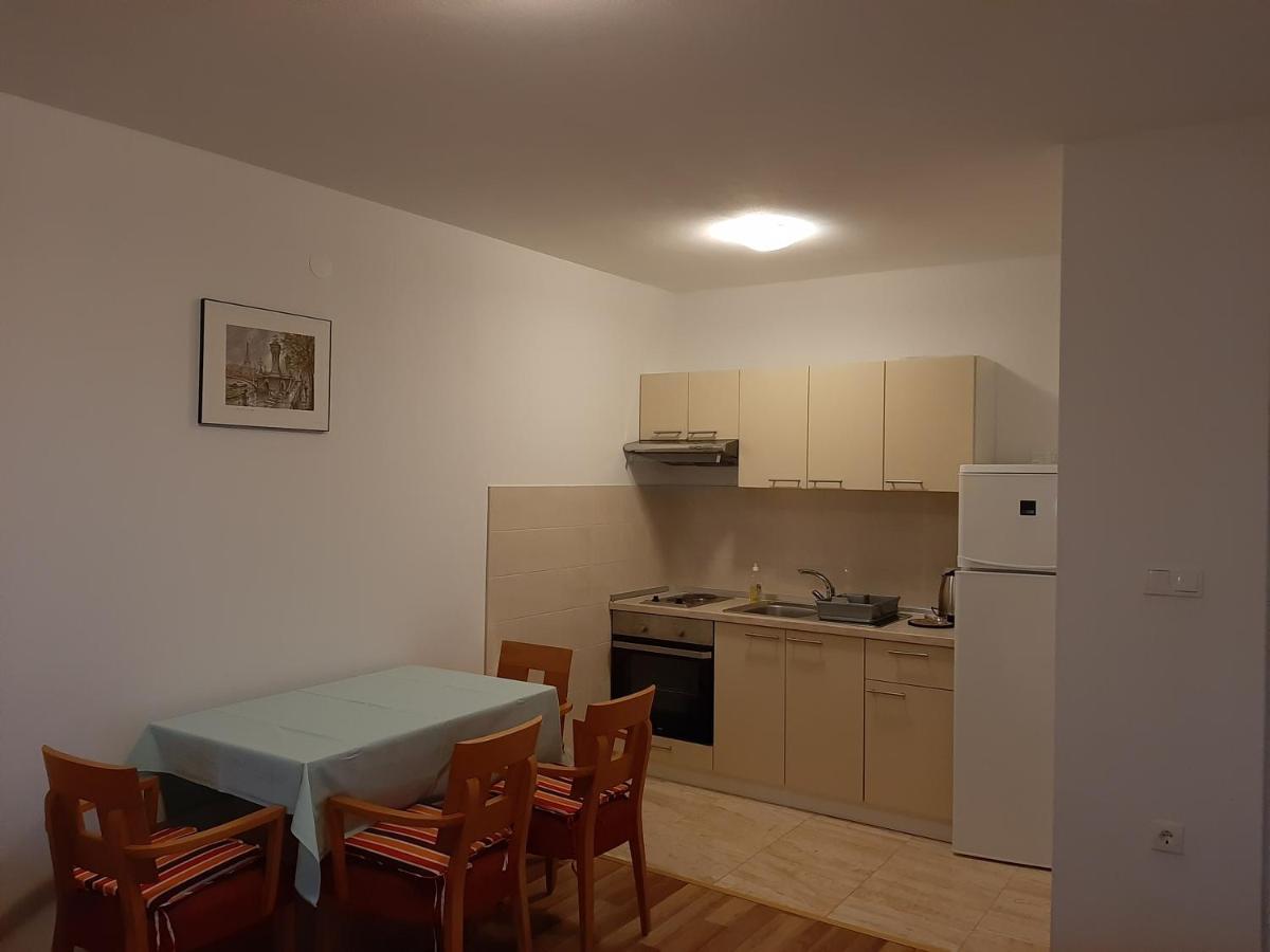 Apartments Nikola Caska Novalja Eksteriør bilde